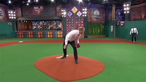 Lot of people in here seem to think pitchers deliver the ball with a completely straight back leg. . Stanek balk